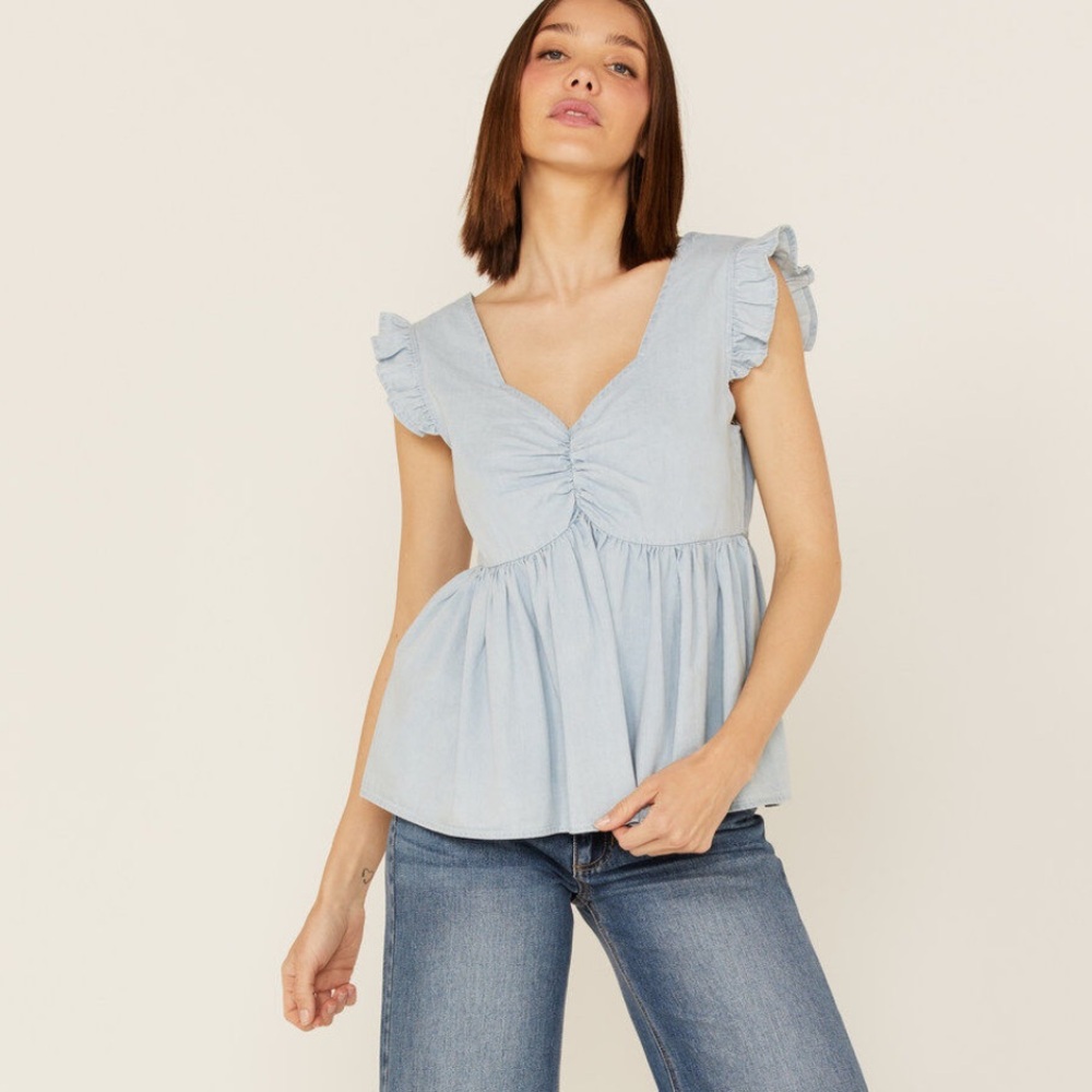 MOLLY BRACKEN WOMEN'S SWEETHEART FLUTTER SLEEVE DENIM TOP Size Small